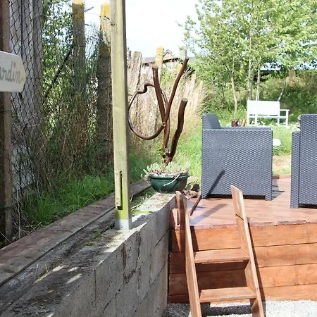 Cute Family Mont Saint Michel