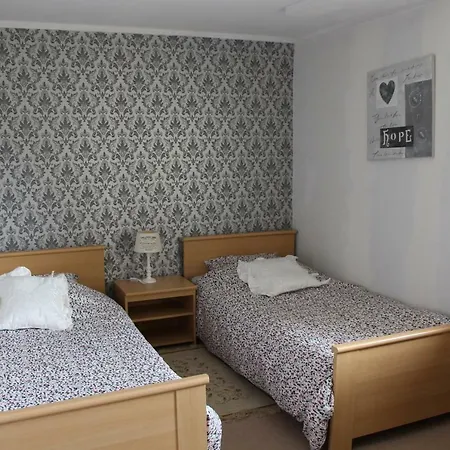 Cute Family Mont Saint Michel Prázdninový dům *